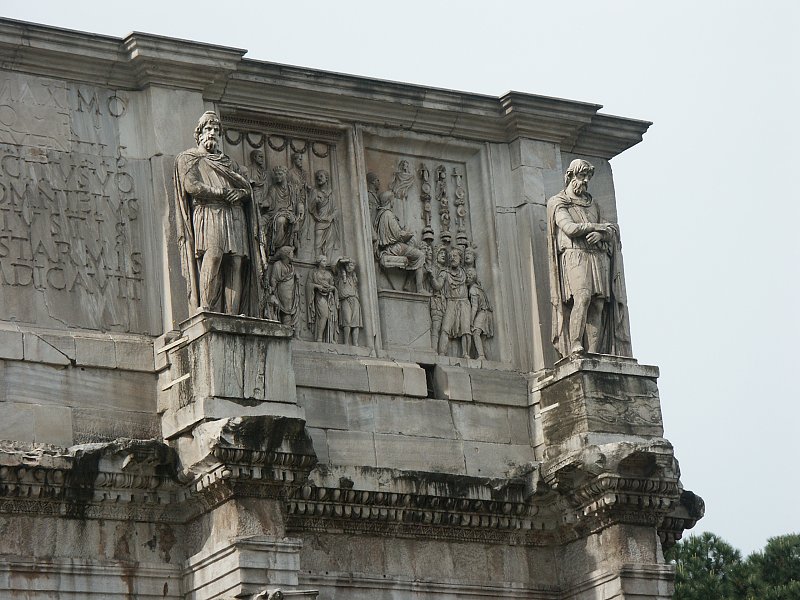 Arco de Constantino: cara norte