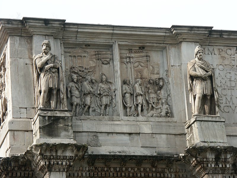 Arco de Constantino: cara norte